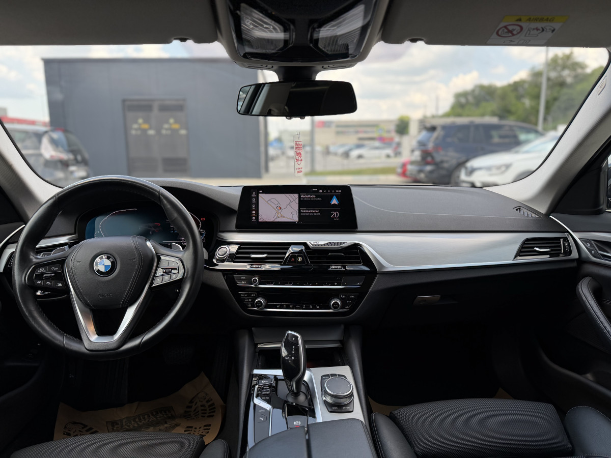 BMW Seria 5 G30